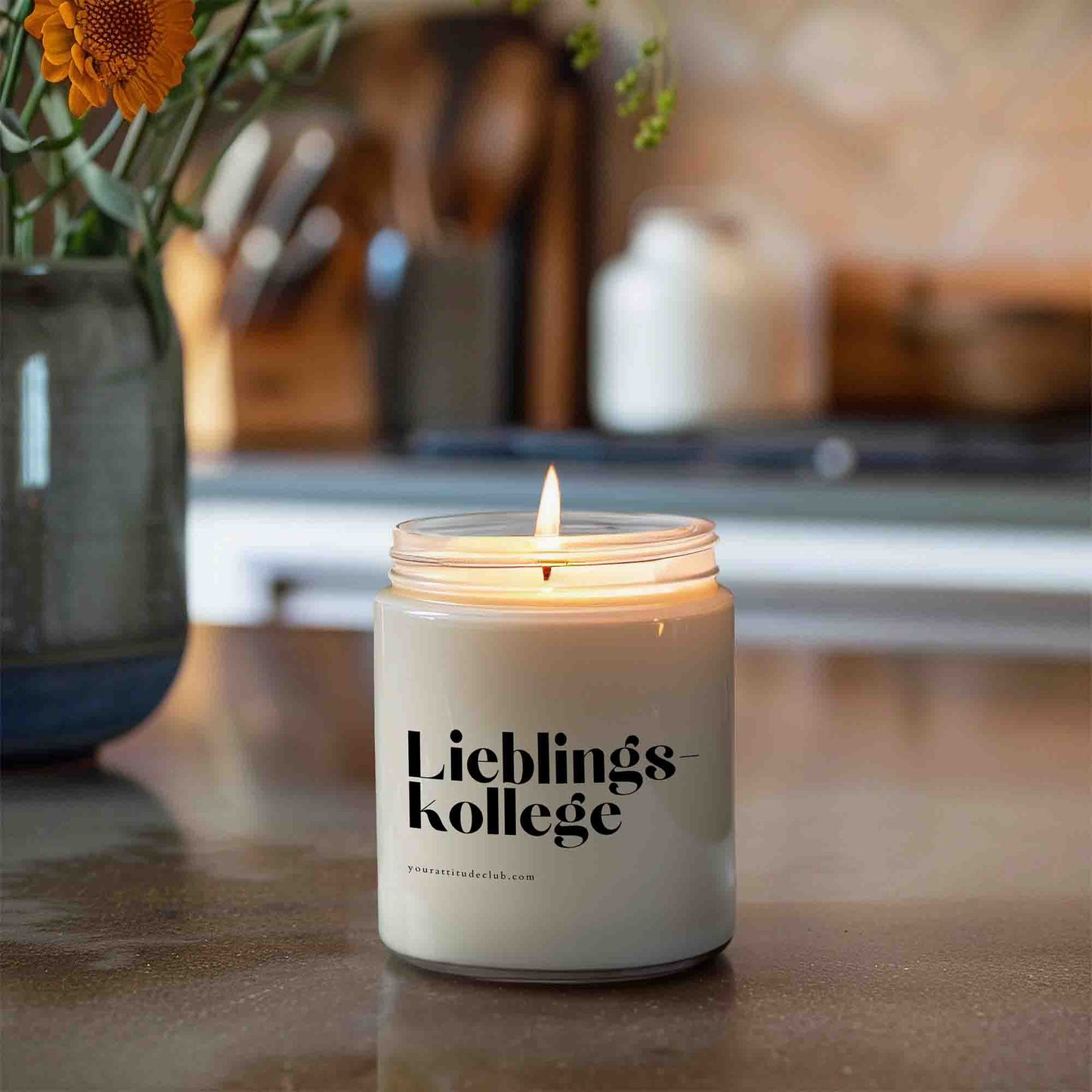 Lieblingskollege – Persönliche Duftkerze mit Spruch | Geschenkidee für Kollegen, Männer & Büro | Handgemachte Sojawachskerze in 3 Größen & über 33 Düften