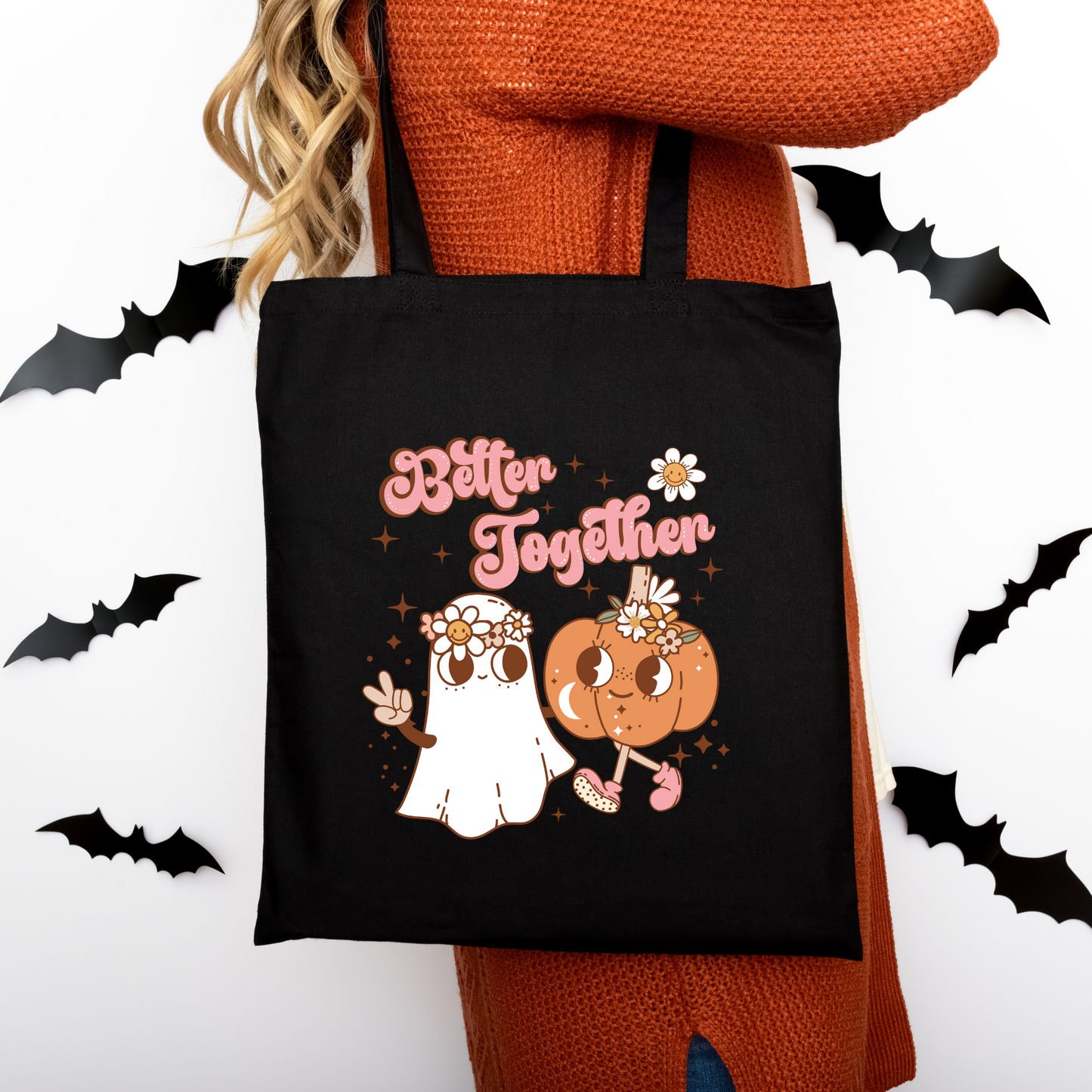 Better Together Tragetasche – Süßer Halloween Beutel mit Geist & Kürbis Motiv – Bedruckte Baumwolltasche 48x42cm – Rosa, Beige oder Schwarz