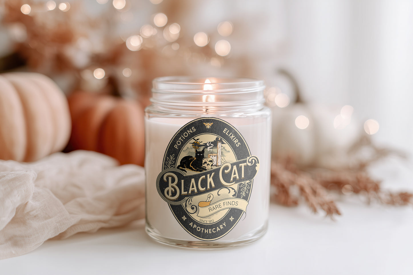 Black Cat Kerze – Halloween Kerze Sojawachs vegan, Herbst Duftkerze Gothic Style, Cozy Candle Geschenkidee Frauen, Hexen Deko Wohnzimmer