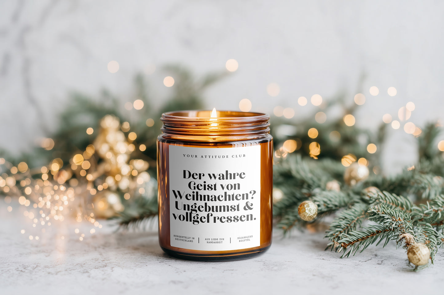 Der wahre Geist von Weihnachten? Ungebumst & vollgefressen – Lustige Weihnachtskerze im Amberglas, Handmade Sojawachs, Geschenkidee Weihnachten