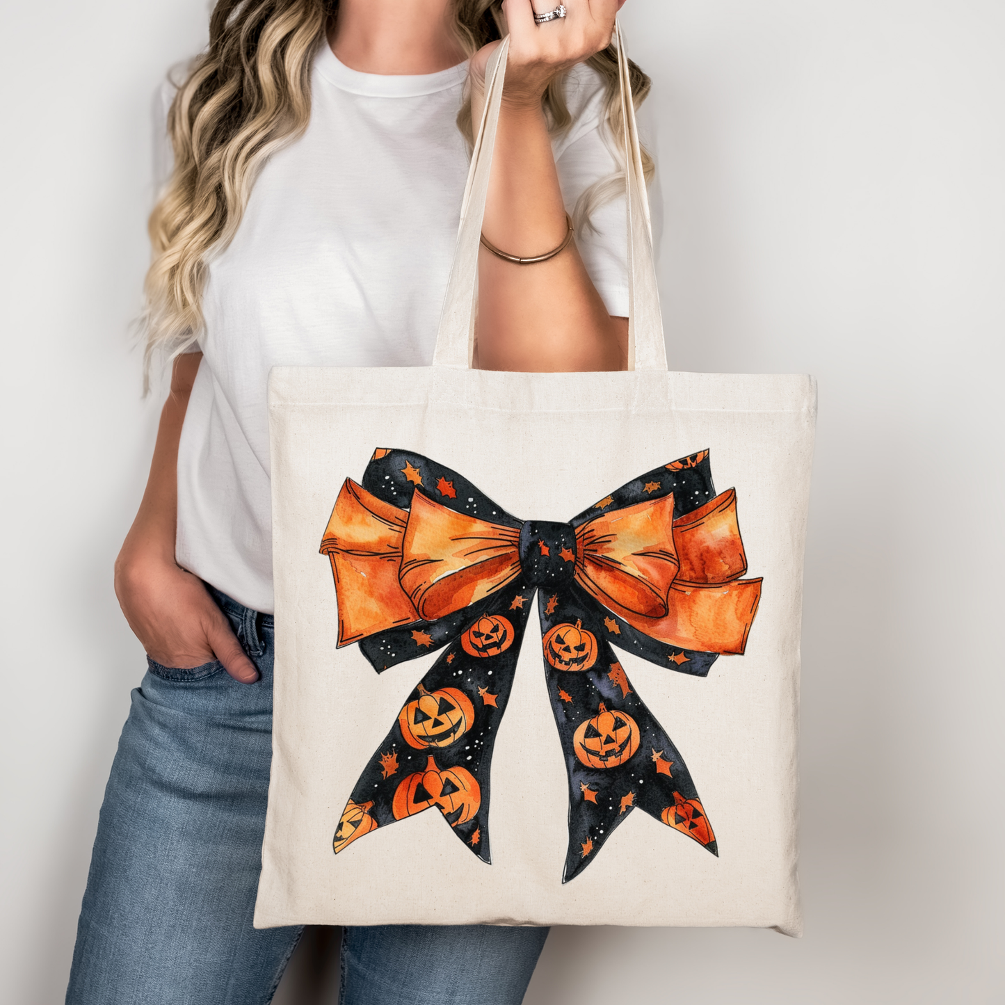 Halloween Tragetasche mit Kürbisschleife – Baumwollbeutel 38x42 cm mit langen Henkeln – Bügelbild auch für T-Shirts, Kissen & Jacken – Geschenkidee für Halloweenfans