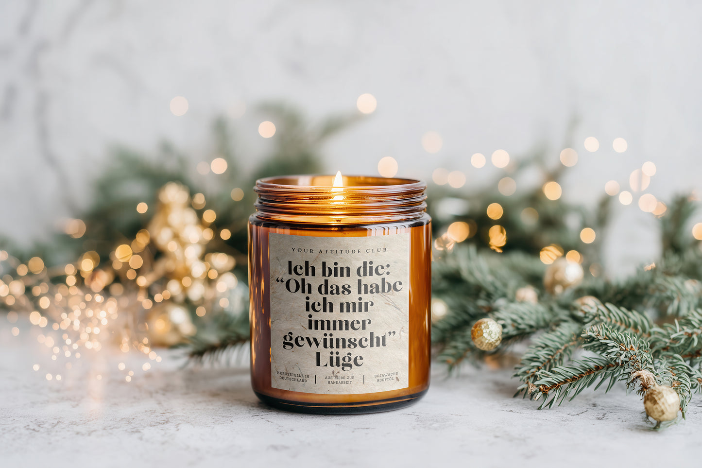 Ich bin die “Oh das habe ich mir immer gewünscht” Lüge – Lustige Weihnachtskerze im Amberglas, handmade Sojawachs, 120ml & 160ml, Geschenkidee mit 30–40h Brenndauer