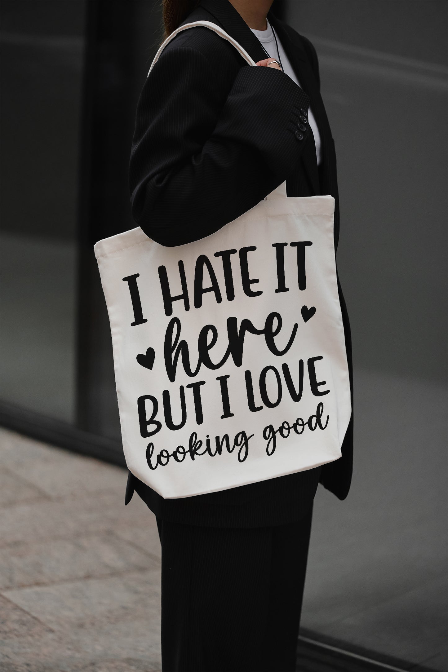 I hate it here but I love looking good Baumwolltasche Stoffbeutel Spruch Bag Fashion Shopping Tasche nachhaltig Schultertasche Geschenk Damen