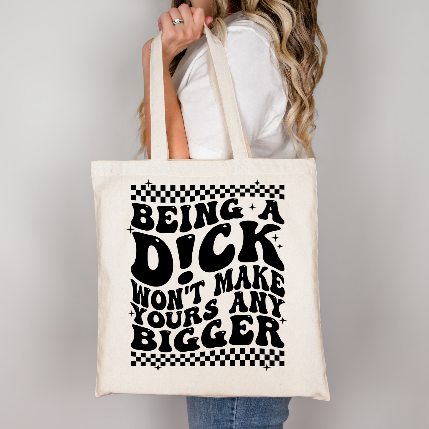 Being a Dick Won’t Make Yours Any Bigger Tote Bag Baumwolltasche 38x42cm Rosa Beige | Lustige Freche Spruch Tasche DTG Druck | Bügelbild Upcycling Geschenkidee