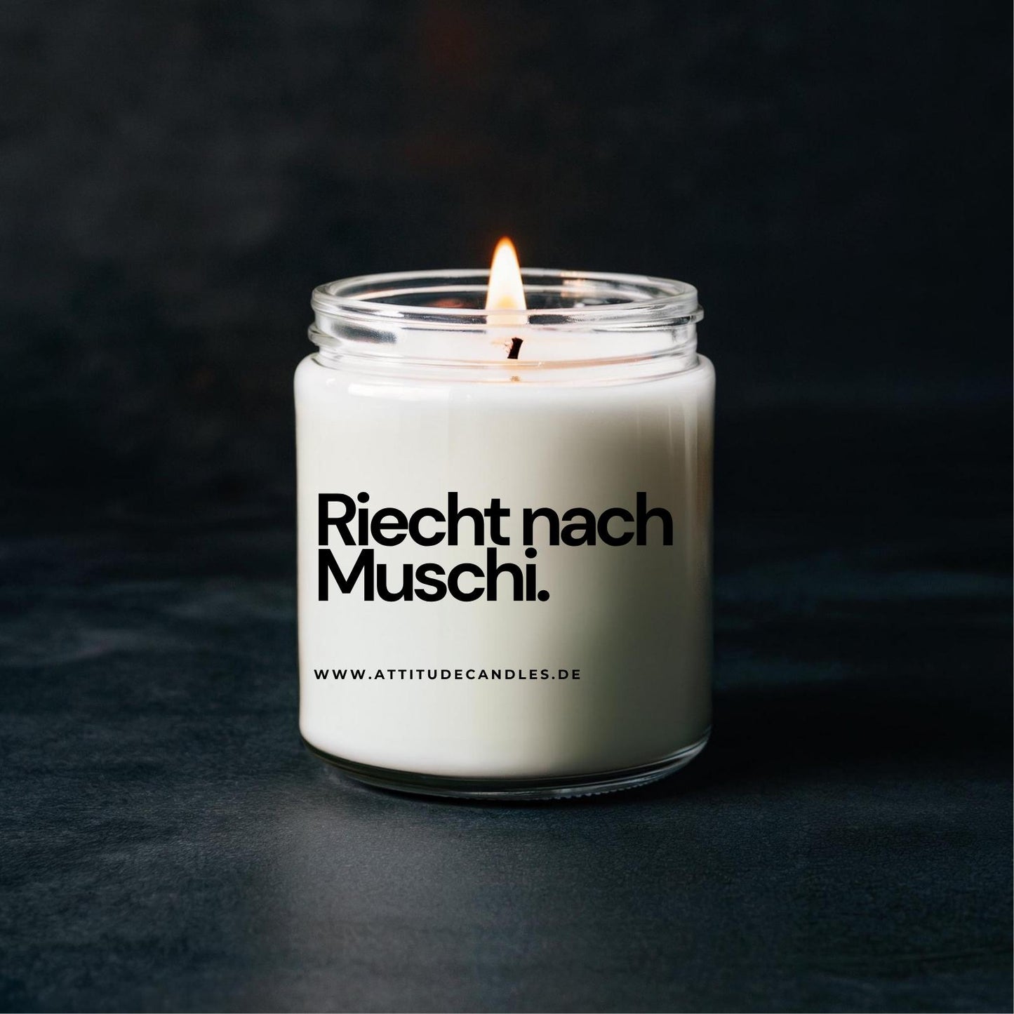 Riecht nach Muschi | Attitude Candles | versch. Größen Duftkerze Geschenk Geburtstag Hochzeit Weihnachten Einweihung