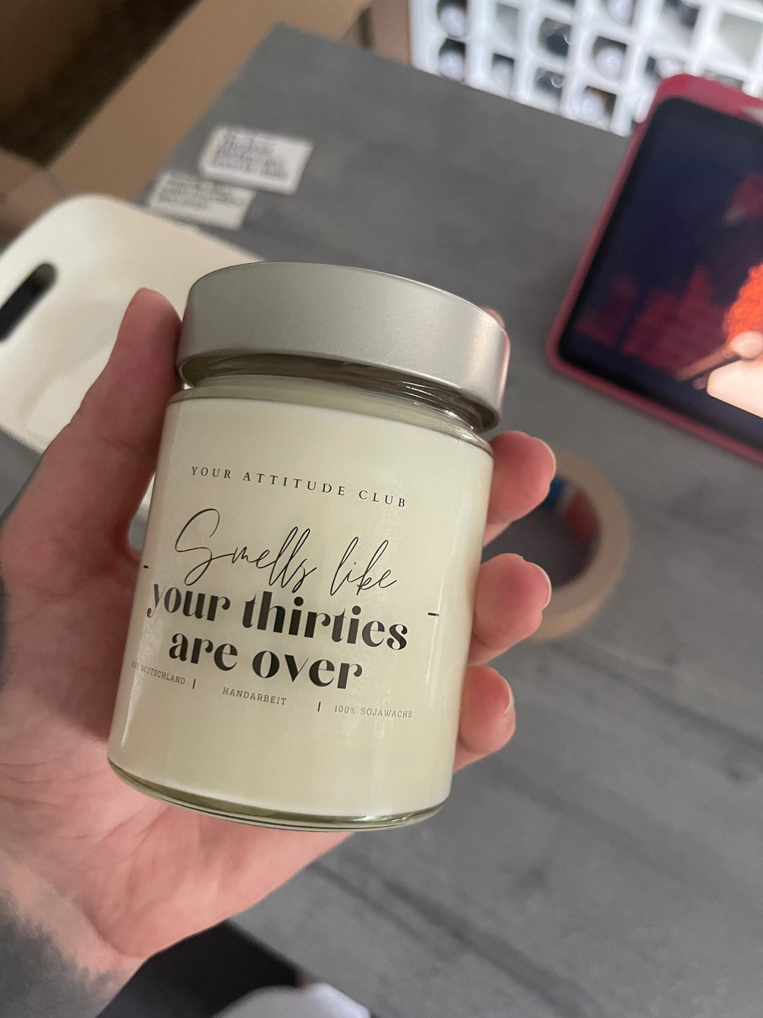 Geburtstagsgeschenk zum 40. Geburtstag. Smells like your thirties are over