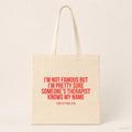 I'm not famous but I'm pretty sure someone's therapist knows my name – Stoffbeutel mit Spruch beige, Produktansicht