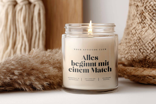 Alles beginnt mit einem Match – Tinder Geschenk Idee, Duftkerze mit Spruch, lustige Kerze für Pärchen, personalisierte Geschenkidee für Paare