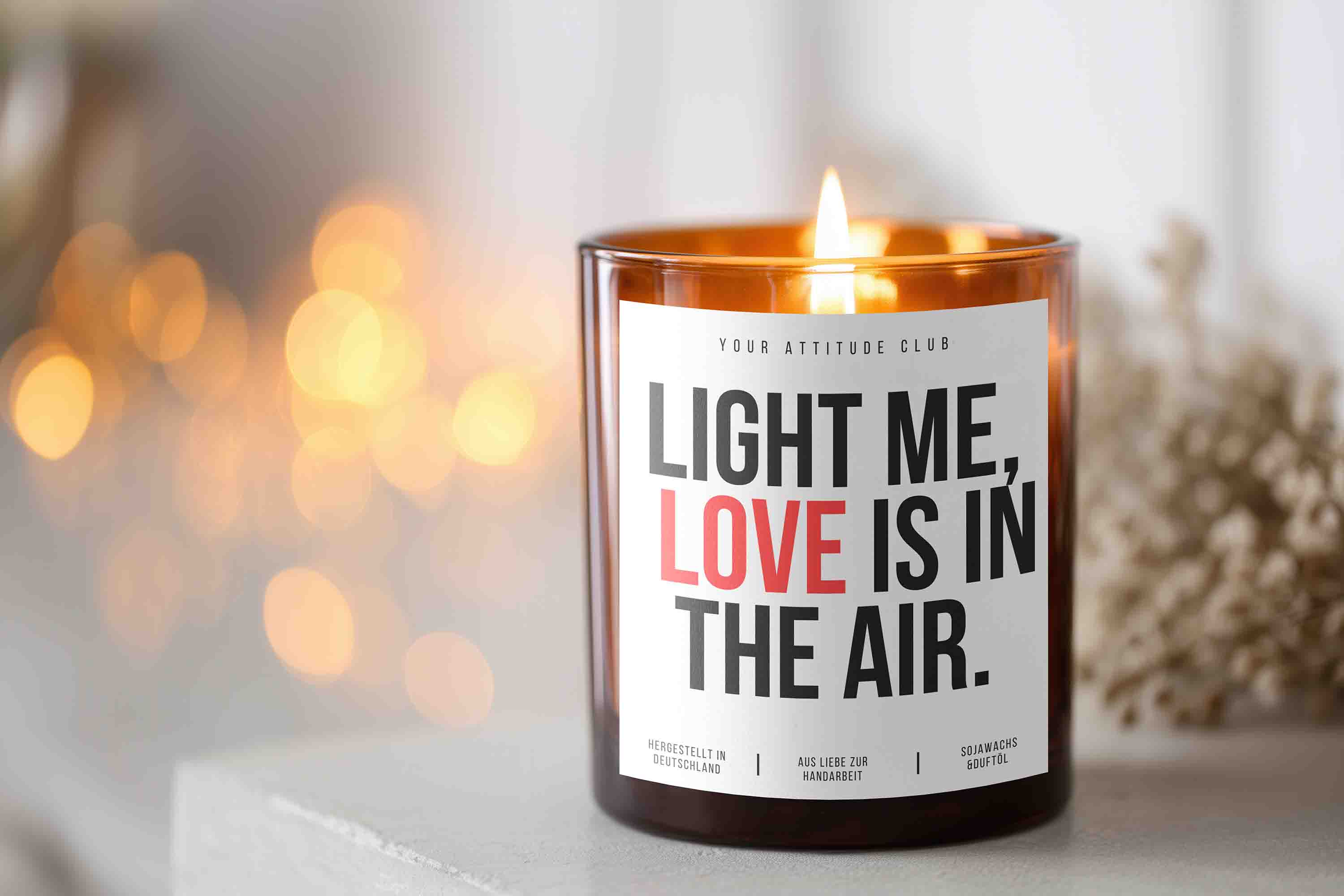 Light me, love is in the air