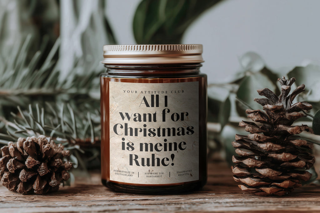 All I want for Christmas is meine Ruhe! – Weihnachtskerze im Amberglas mit Naturgraspapier, 120 ml & 160 ml, 30–40h Brenndauer, mit/ohne Duft