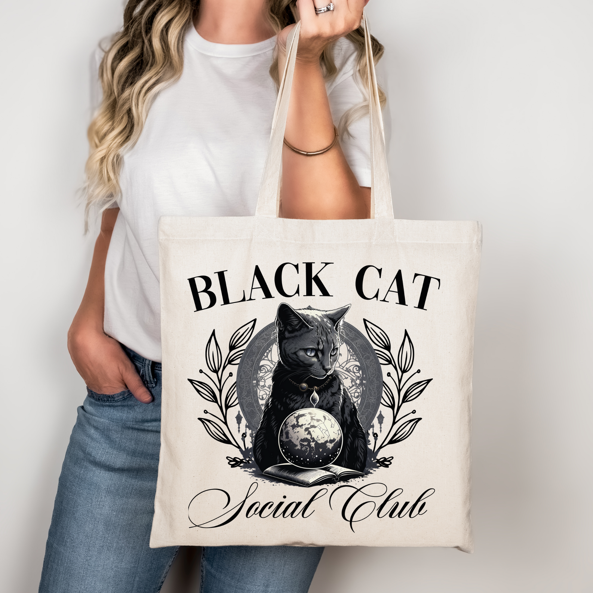 Black Cat Social Club – Mystische Tragetasche mit schwarzer Katze & Mond – Baumwolltasche 38x42 cm – Rosa, Beige oder Schwarz – DTG bedruckt – Auch als Bügelbild
