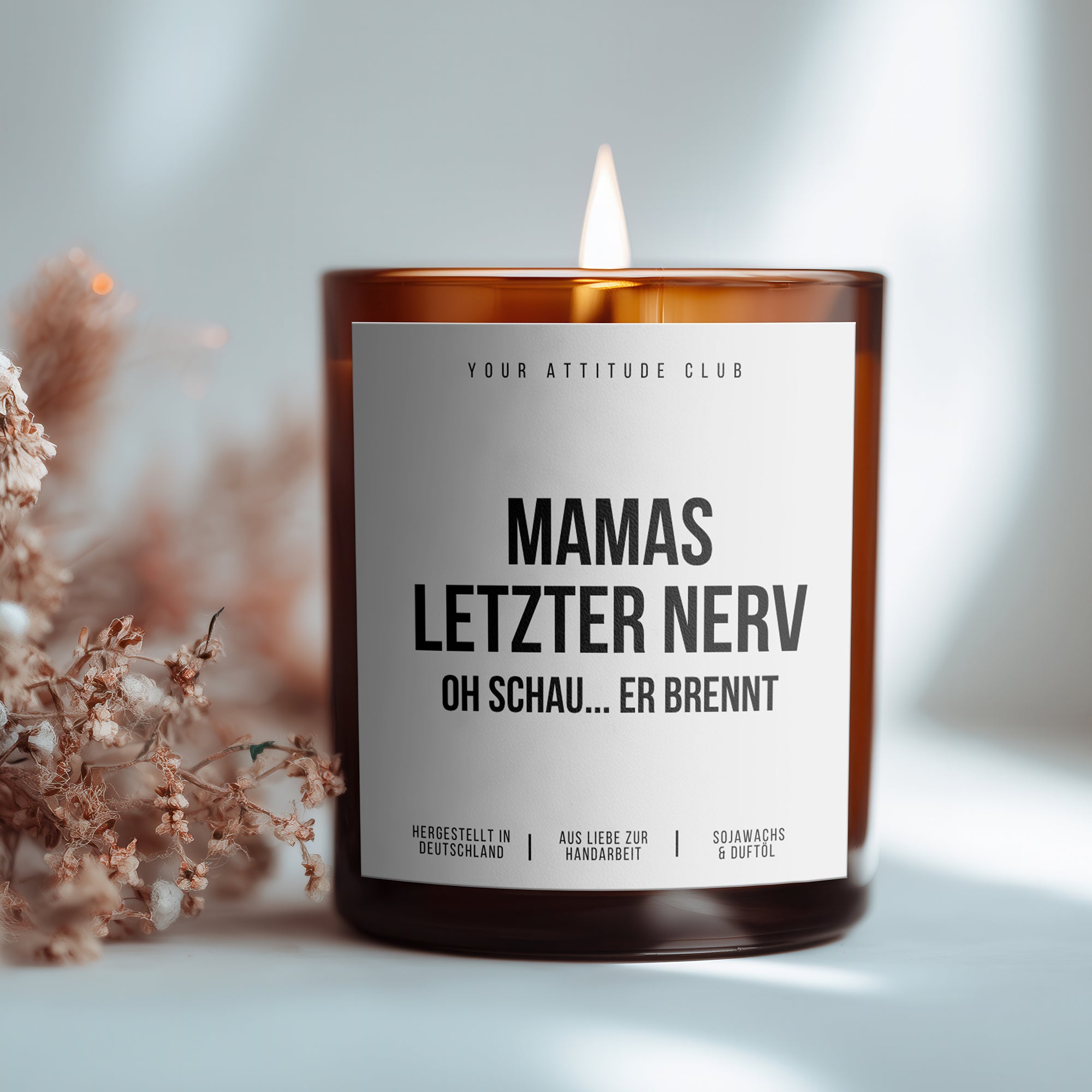 Mamas letzter Nerv – Oh schau… er brennt | Lustige Muttertagskerze mit 2 Dochten