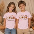 FALL IS CALLING Kinder T-Shirt – Herbst Shirt mit Geist, Kürbis & Sonnenblume, Halloween Kinder Shirt, Herbst Outfit für Mädchen & Jungen