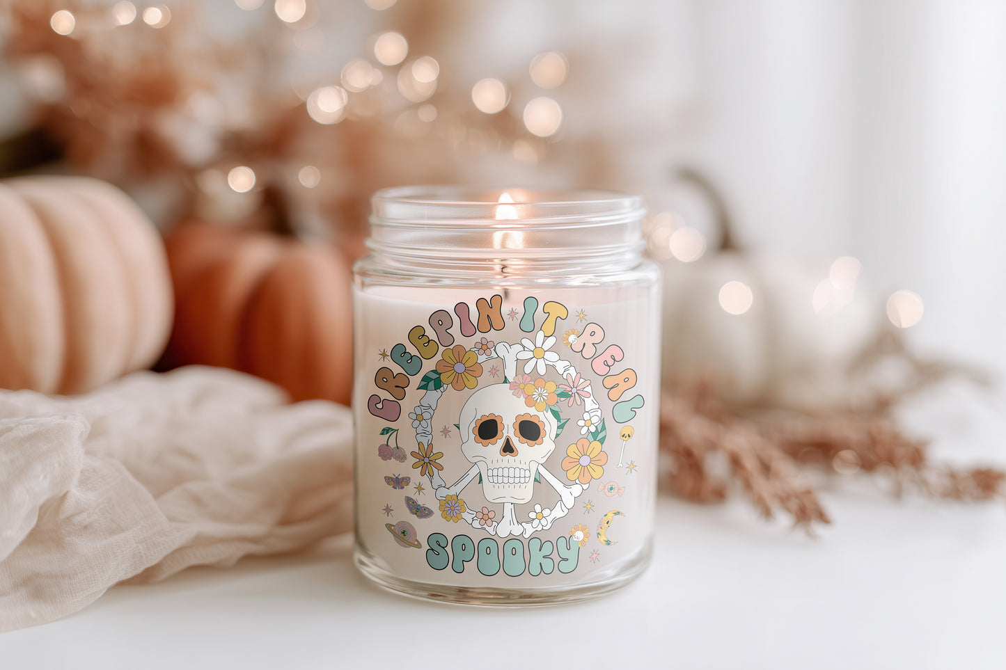 Halloween Kerze Glas Creepin’ It Real Spooky | Lustige Skull Duftkerze Sojawachs | Herbstdeko Geschenkidee Frauen | Cozy Candle Home Decor