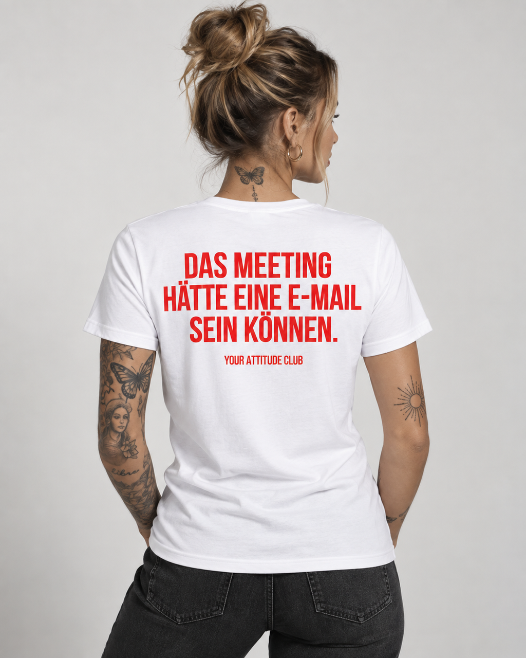 DAS MEETING HÄTTE EINE E-MAIL SEIN KÖNNEN. – Unisex Statement T-Shirt Weiß mit rotem Print | Büro Sprüche Shirt