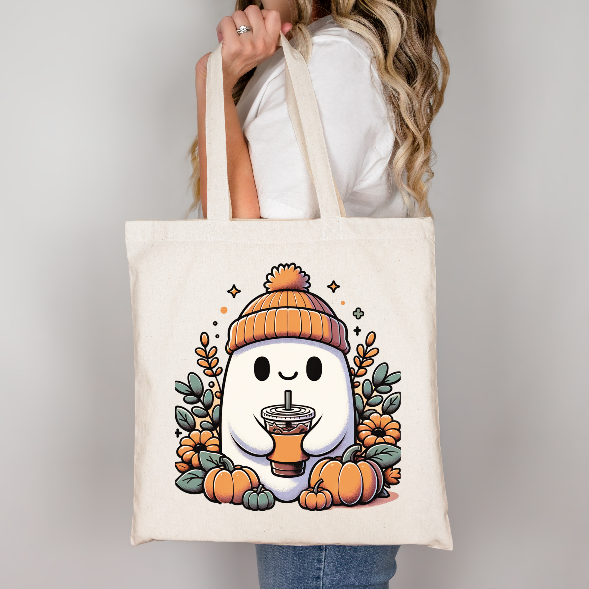 Herbst Tragetasche Ghost mit Kaffee – Halloween Tasche aus Baumwolle 38x42cm in Rosa, Beige oder Schwarz – auch als Bügelbild