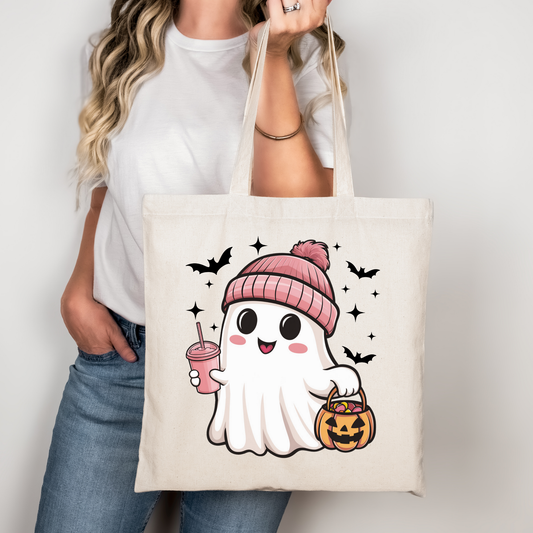 Kawaii Ghost Halloween Tasche – Baumwollbeutel mit Geist Motiv – Trick or Treat Bag – Rosa Geist mit Mütze – Halloween Tote Bag – DTG Druck – Motiv auch als Bügelbild