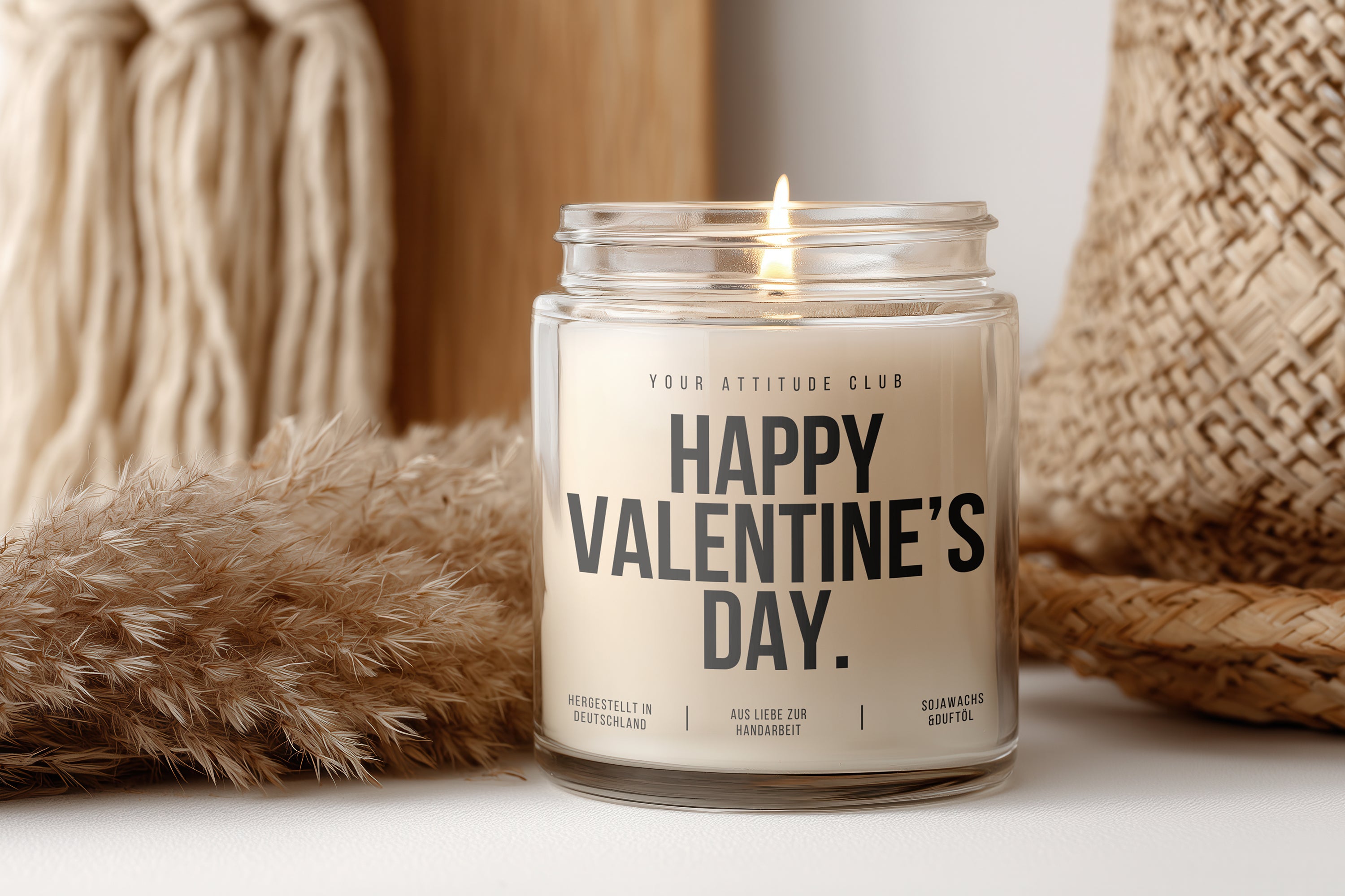 Happy Valentine’s Day. Valentinstagskerze Geschenk für Paare, Galentines Day, Sojawachs Kerze mit Spruch, personalisierbar