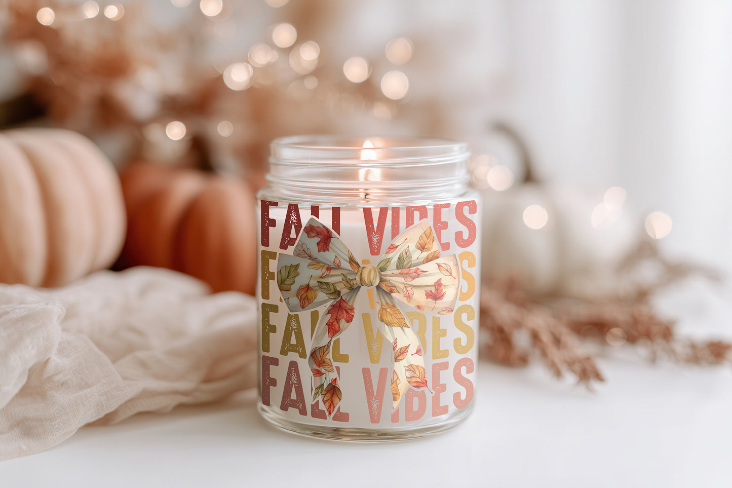 Fall Vibes Kerze Herbst Deko im Glas | Duftkerze vegan Sojawachs, Herbstkerze mit Schleife, Geschenkidee Frauen, Halloween Candle Cozy Home