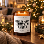 IN MEIN HAUS KOMMT KEIN LAMETTA. – Weihnachtskerze | Lustiges Weihnachtsgeschenk | Geschenk für Freunde, Familie & Kolleg:innen | Geschenkidee Weihnachten
