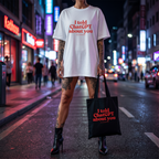 I told ChatGPT about you Shirt mit Frontprint – Oversize Unisex T-Shirt aus 100% Baumwolle, Statement Streetwear, Geschenkidee