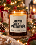 KEEP THE CANDY. I’LL TAKE THE WINE. – Weihnachtskerze Naturgras Etikett | Weihnachtsgeschenk | Geschenk für Freunde | Geschenkidee Weihnachten