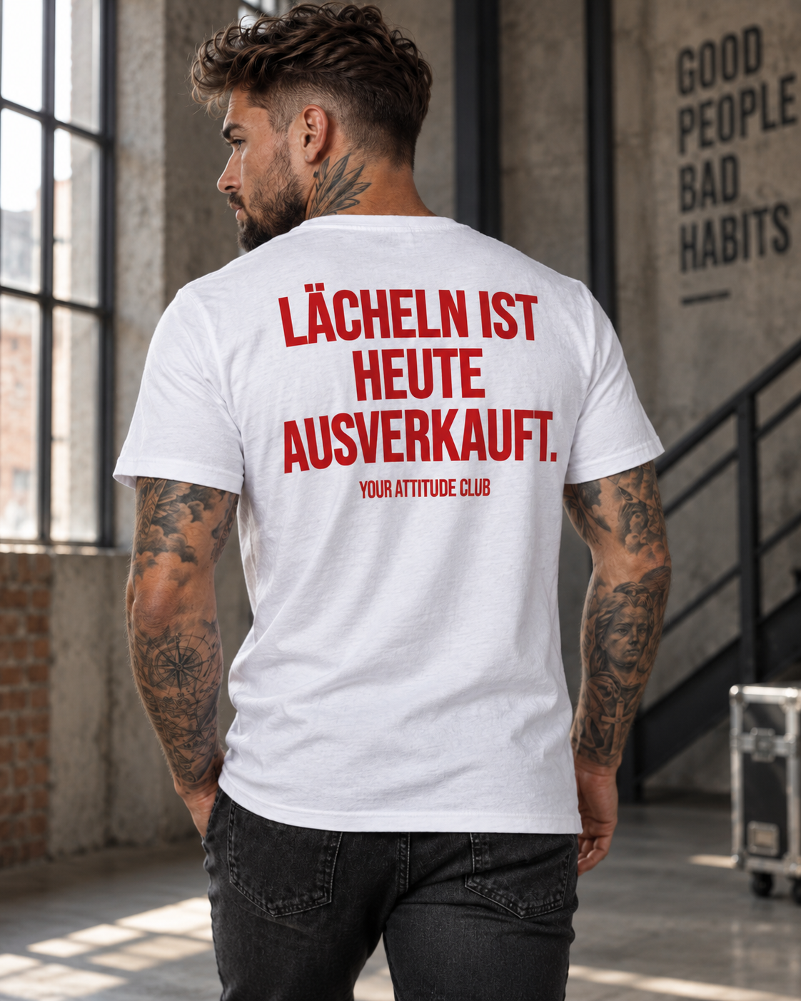 LÄCHELN IST HEUTE AUSVERKAUFT. – Unisex Statement T-Shirt Weiß mit rotem Backprint | sarkastisches Sprüche Shirt