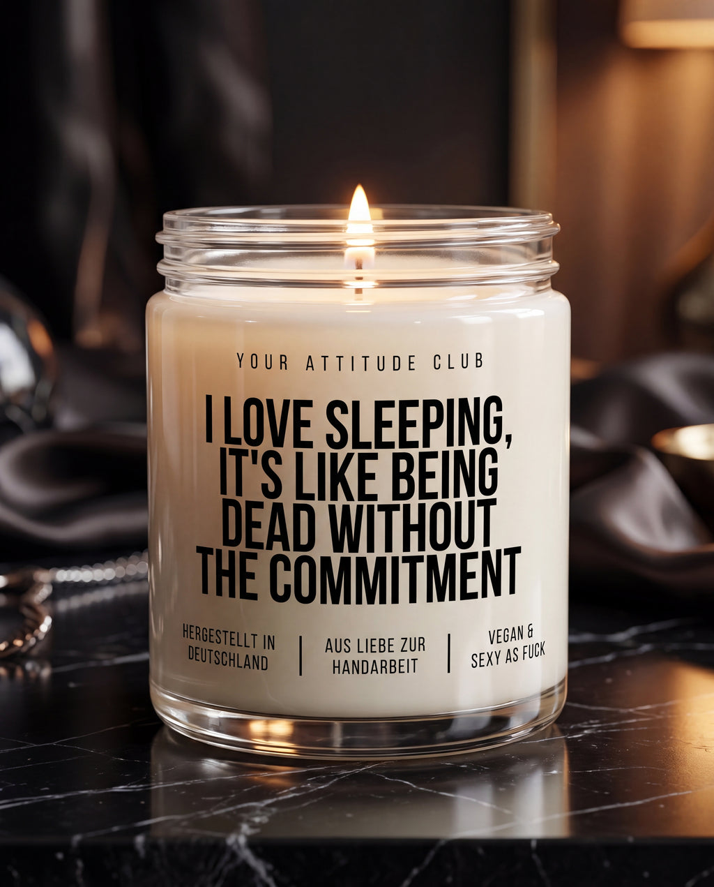 I Love Sleeping, It's Like Being Dead Without The Commitment | Schlaf Kerze, Dark Humor Geschenk, Sojawachs Kerze, vegan, handgemacht