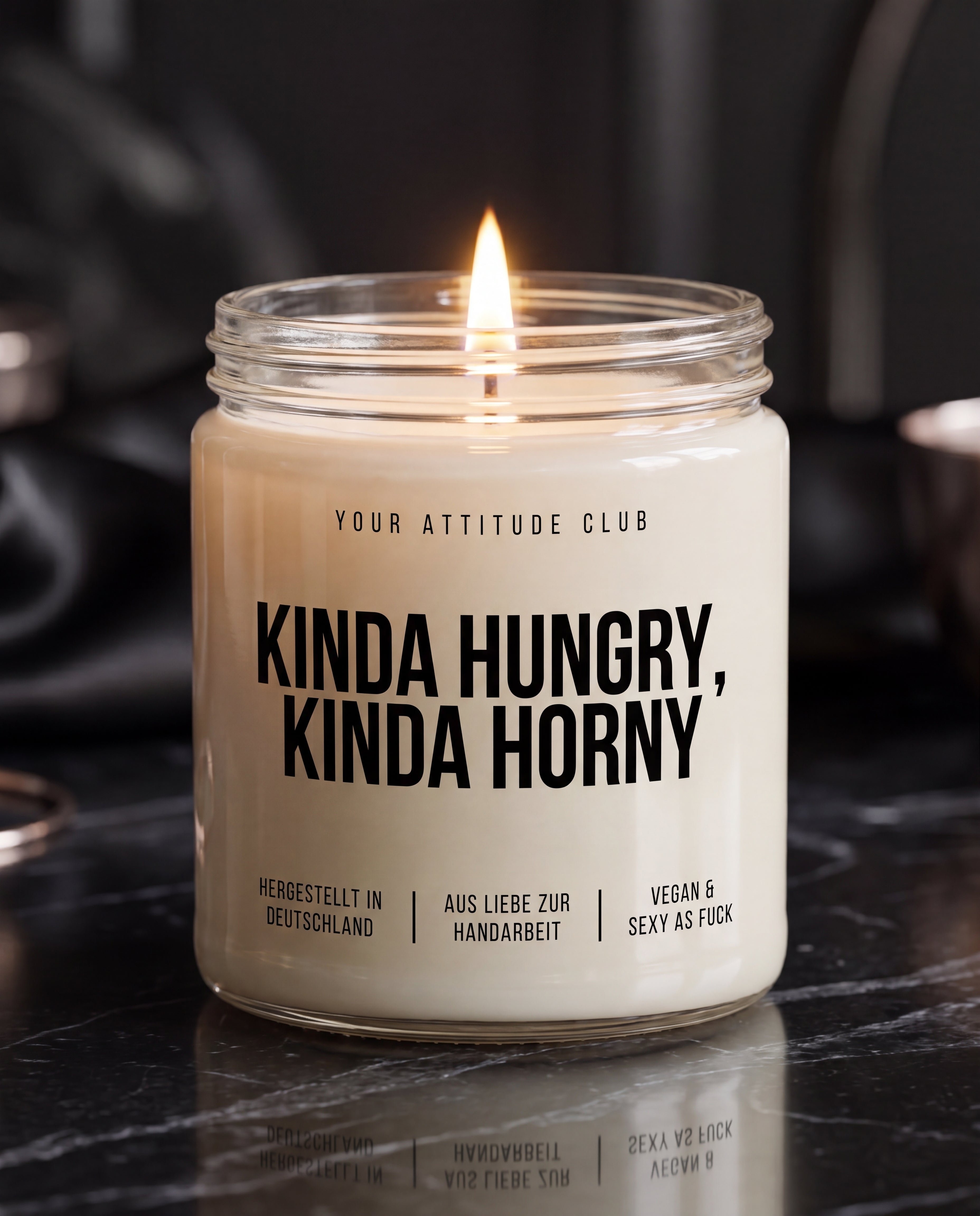 Kinda Hungry, Kinda Horny | Kinky Kerze, freches Geschenk, sexy Geschenkidee, Dark Humor, Sojawachs Kerze, vegan, handgemacht