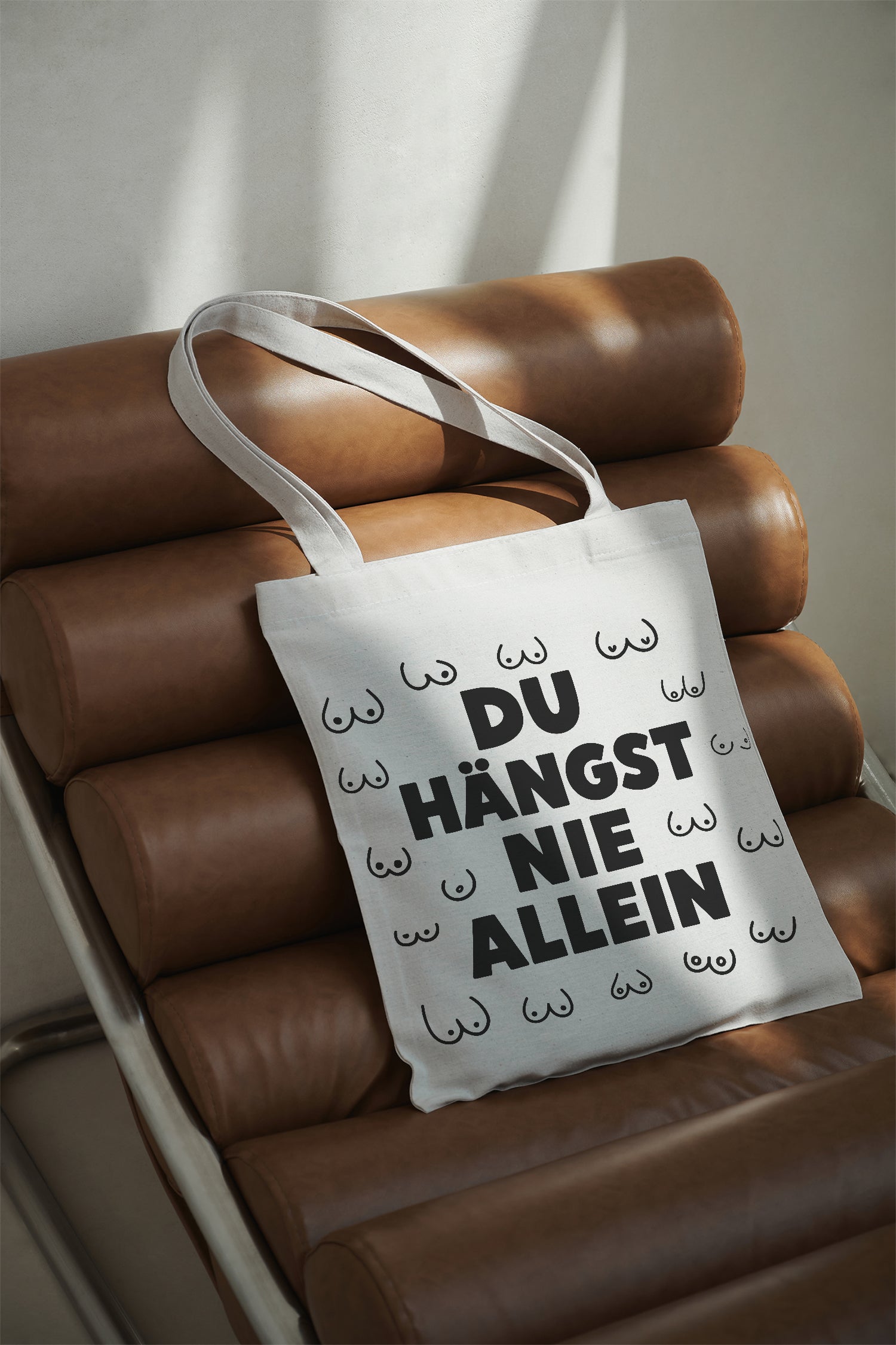 DU HÄNGST NIE ALLEIN Baumwollbeutel beige Stoffbeutel mit Spruch Geschenk Freundin Schwester Mama BFF Kollegin Jutebeutel Einkaufstasche nachhaltig