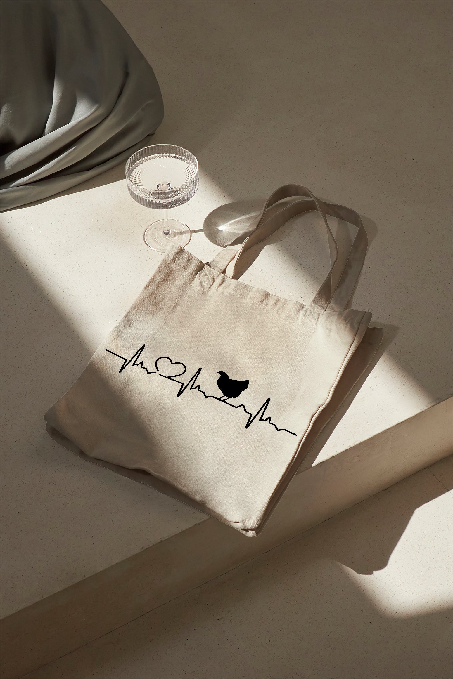 Herzschlag Huhn Baumwollbeutel Stofftasche beige nachhaltig Shopper Einkaufstasche Tiermotiv Geschenk Hühnerliebhaber