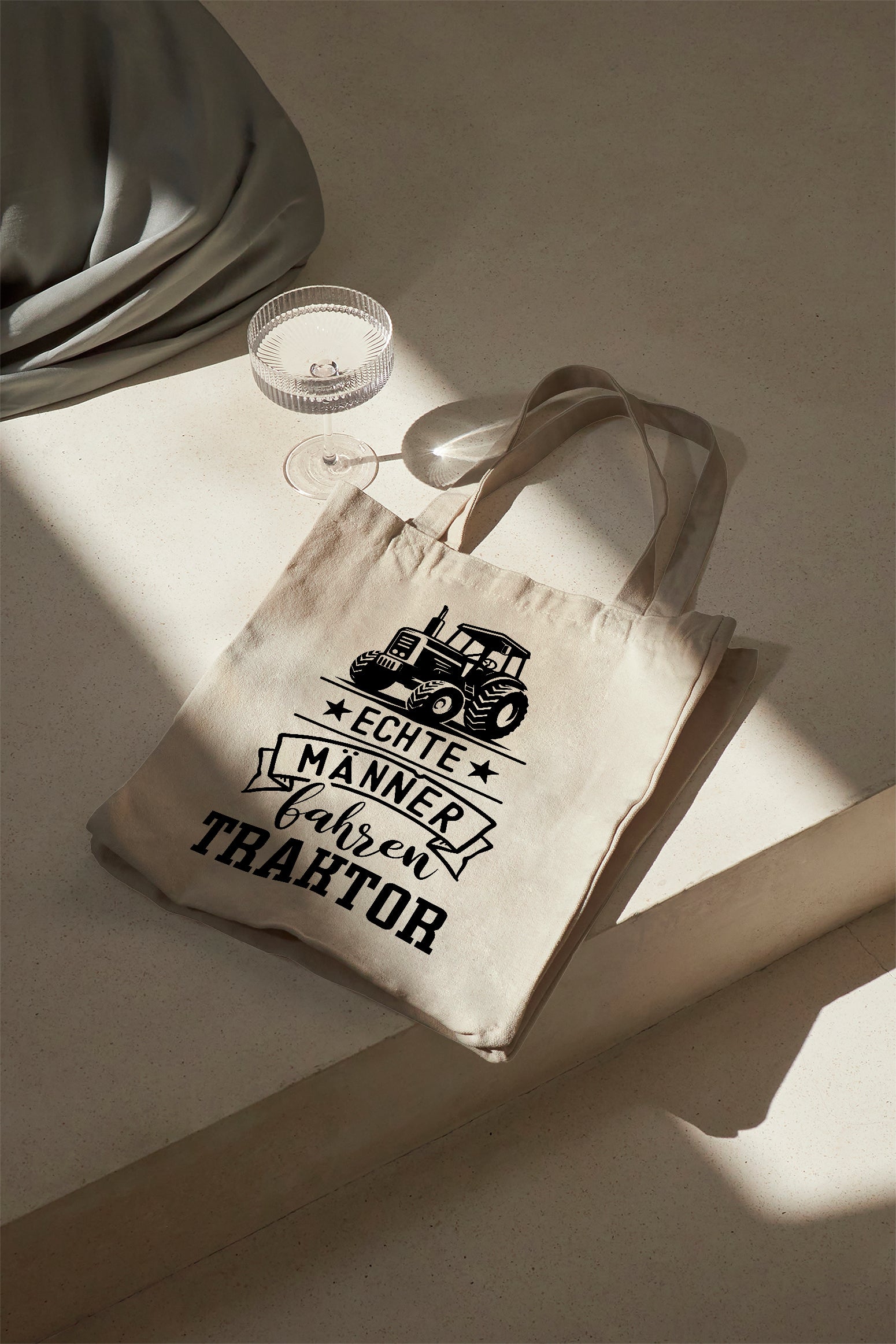 ECHTE MÄNNER FAHREN TRAKTOR Baumwollbeutel beige Stoffbeutel Geschenk Landwirt Bauer Geschenkidee Jutebeutel lustig nachhaltig Landwirtschaft