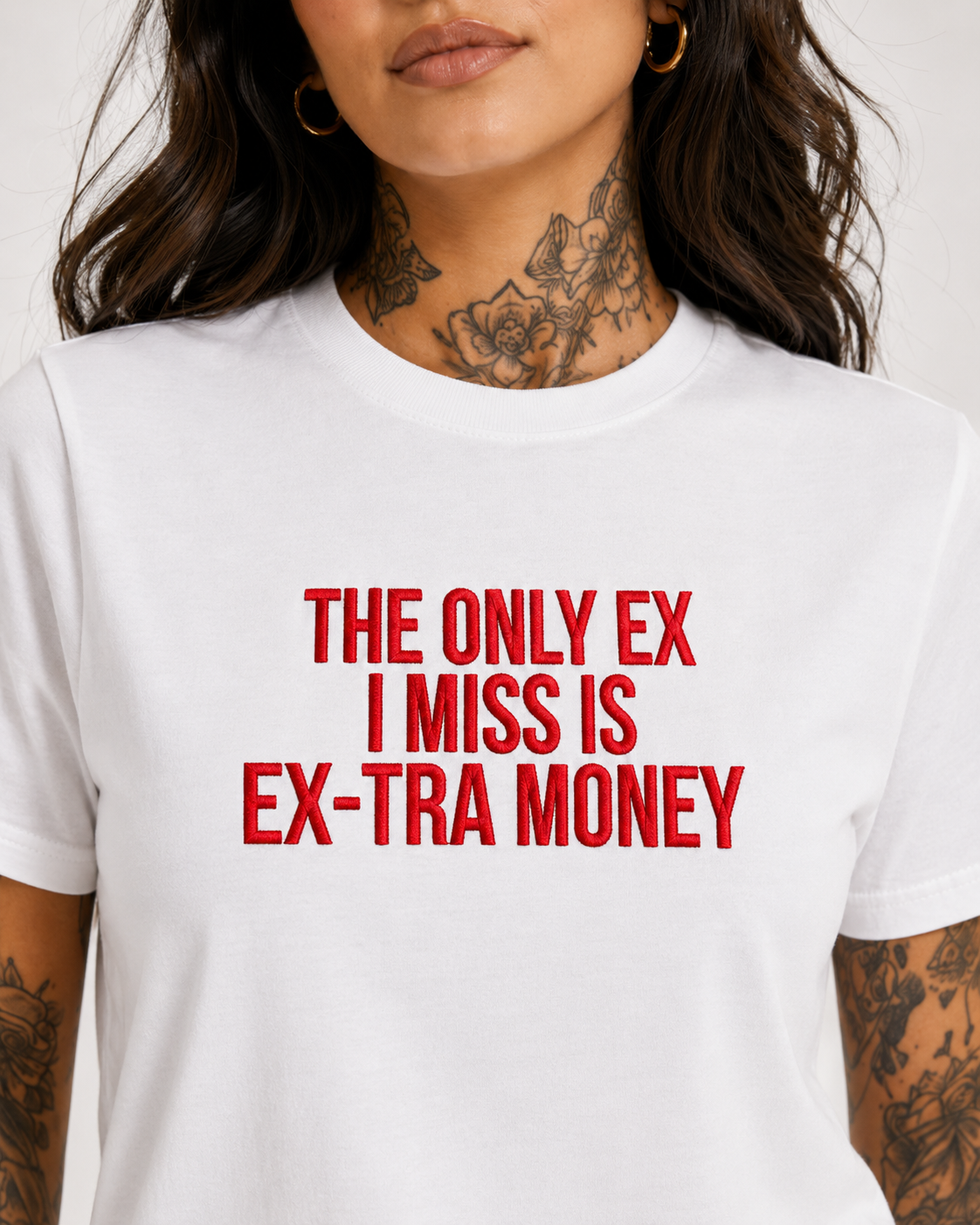 THE ONLY EX I MISS IS EX-TRA MONEY – besticktes Damen Shirt, freches Statement T-Shirt, Trennungsgeschenk, Bio-Baumwolle, Weiß oder Schwarz