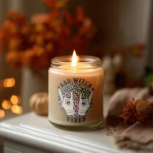 Bad Witch Vibes Halloween Kerze vegane Duftkerze Herbst Deko Geschenkidee Cozy Home Decor Sojawachs Kerze nachhaltig