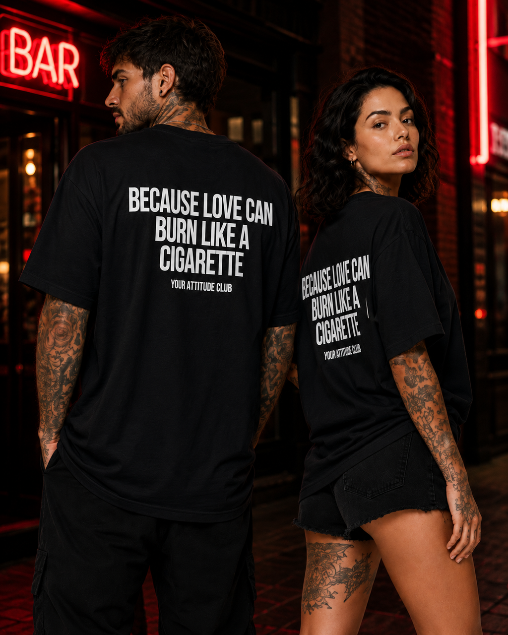 BECAUSE LOVE CAN BURN LIKE A CIGARETTE – schwarzes Unisex Oversize Shirt mit weißem Backprint, Statement T-Shirt, Dating Humor, Streetwear