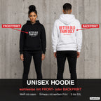 Better old than ugly – Hoodie wahlweise mit Front- oder Backprint, Paar vor Betonwand