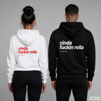 Cinda Fuckin Rella – Hoodie mit Backprint, Frau in Weiß mit rotem und Mann in Schwarz mit weißem Aufdruck
