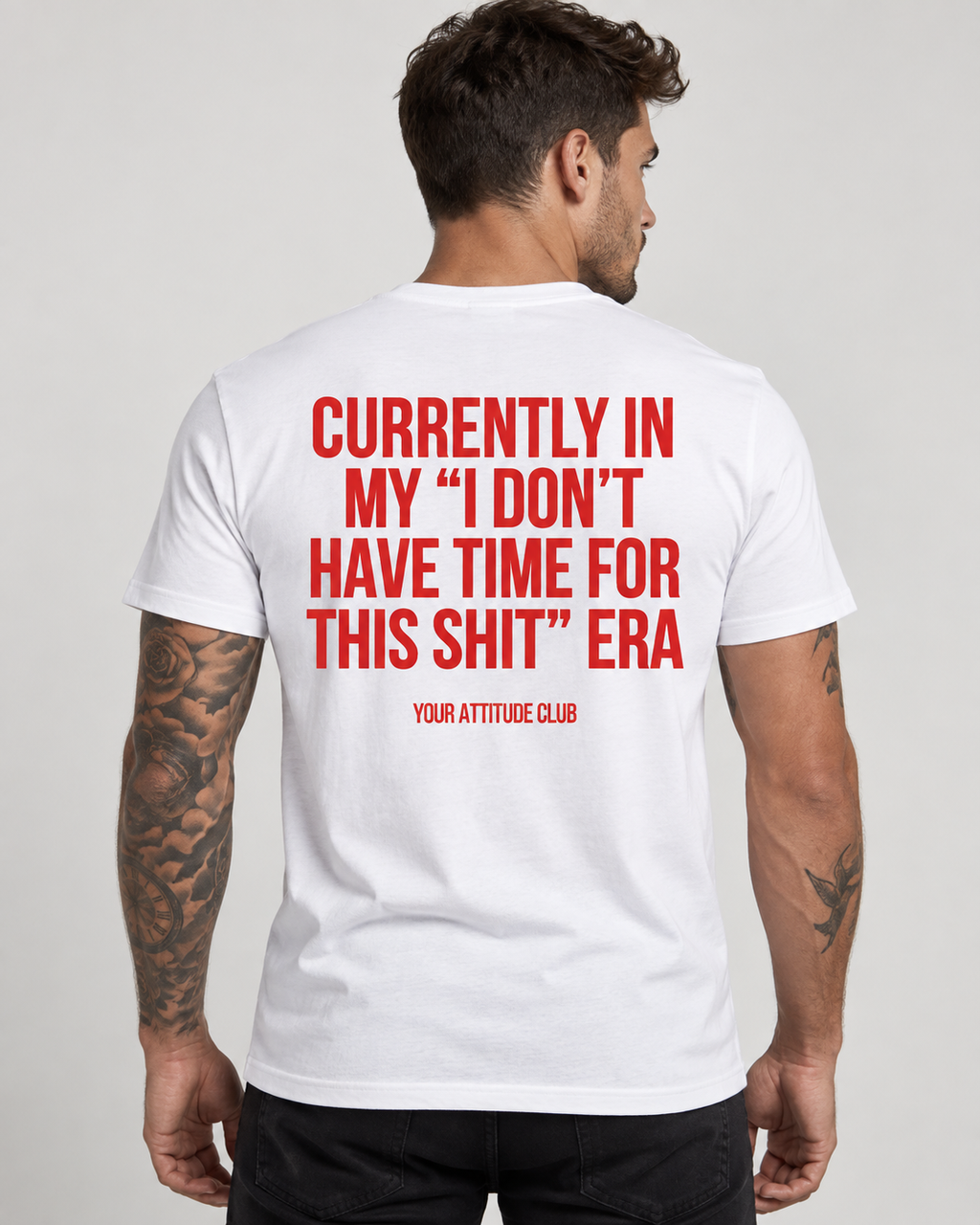 CURRENTLY IN MY “I DON’T HAVE TIME FOR THIS SHIT” ERA – Unisex Statement T-Shirt Weiß mit rotem Backprint | freches Sprüche Shirt