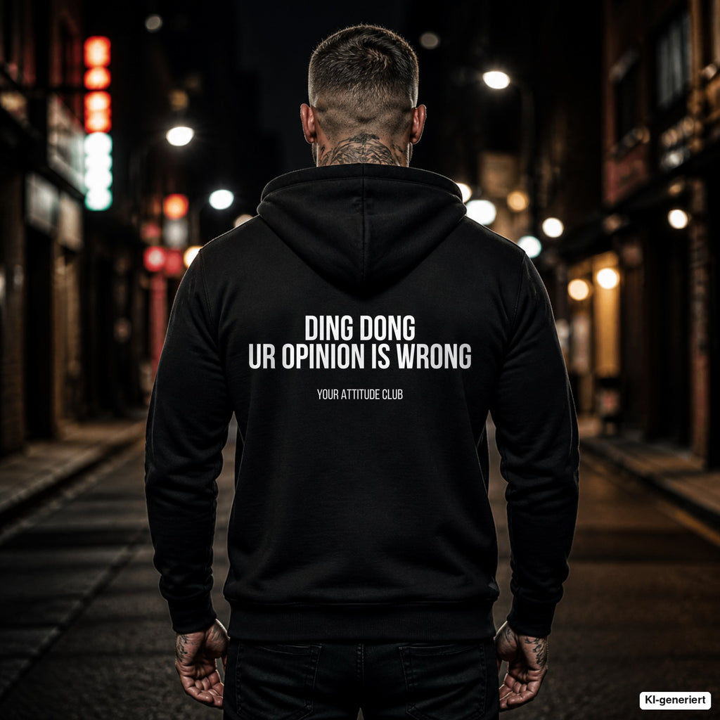 Ding dong ur opinion is wrong – schwarzer Hoodie mit weißem Backprint, Herren in der Stadt bei Nacht