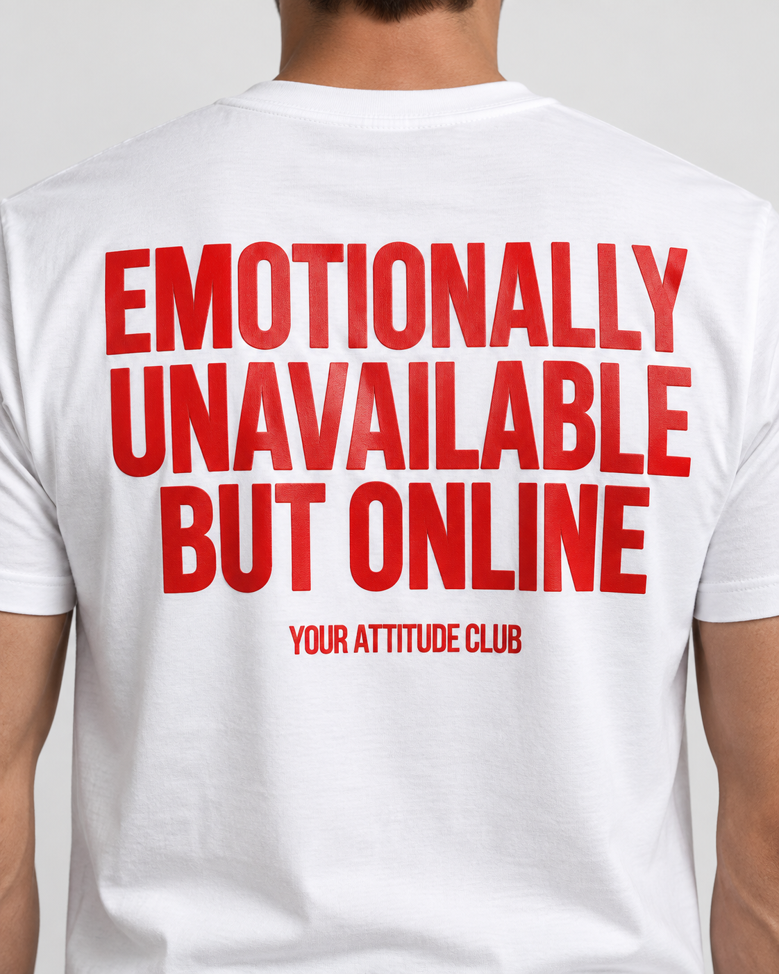 EMOTIONALLY UNAVAILABLE BUT ONLINE – Unisex Statement T-Shirt Weiß mit rotem Backprint | sarkastisches Sprüche Shirt