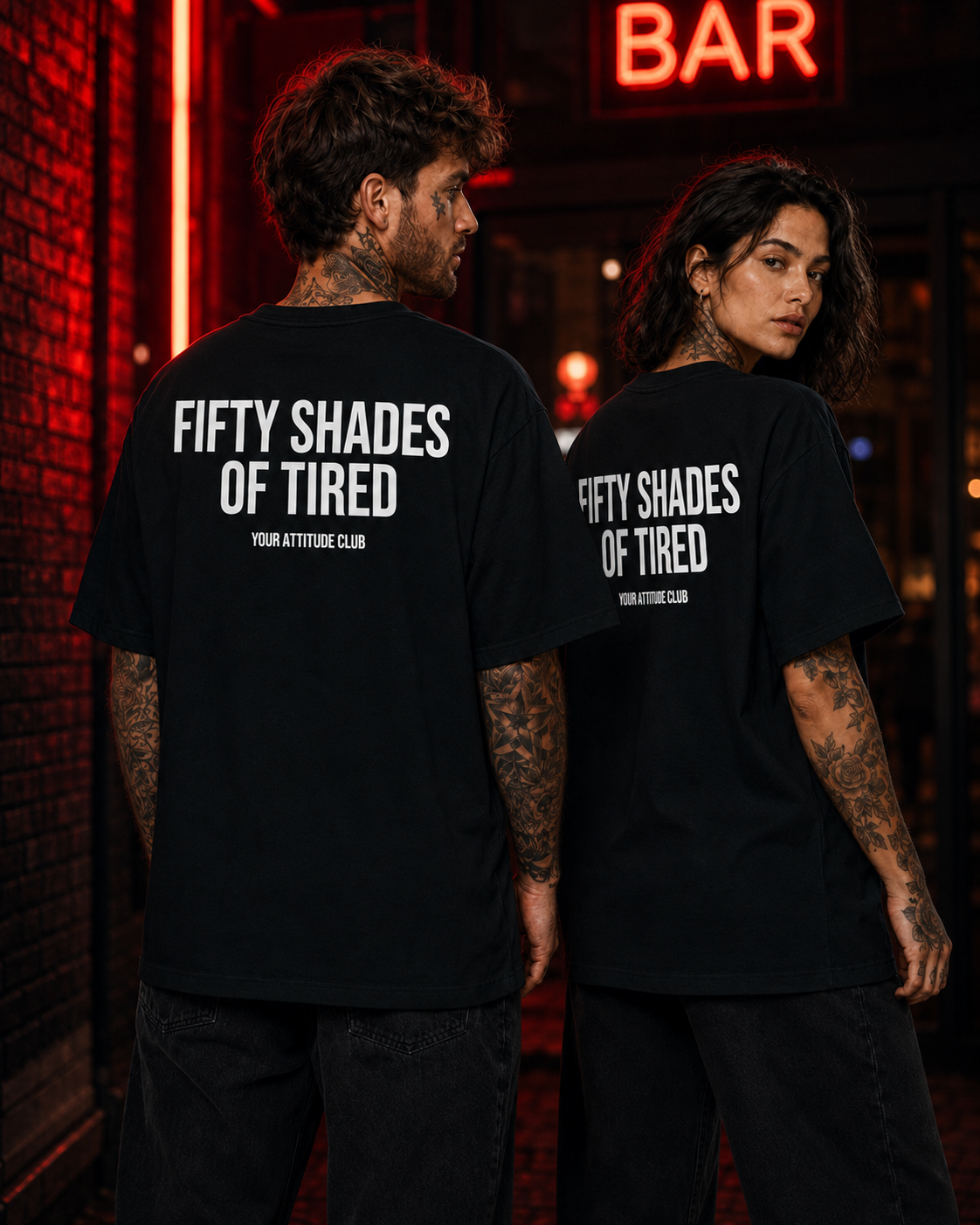 FIFTY SHADES OF TIRED – Unisex Oversize T-Shirt mit Backprint, lustiges Statement Shirt, Streetwear Geschenk für Frauen und Männer