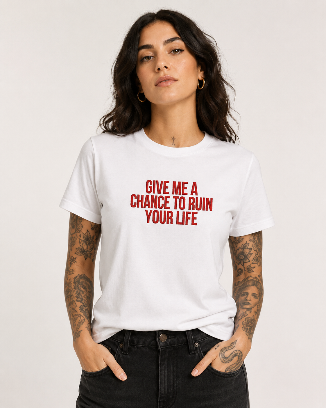 GIVE ME A CHANCE TO RUIN YOUR LIFE – besticktes Damen Shirt, freches Statement T-Shirt, Geschenk für Freundin, Bio-Baumwolle, Weiß oder Schwarz
