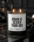 Brain Is Sexier Than Abs | Große Sojawachs Kerze vegan handgemacht Geschenk für Booklover Smart Girl Attitude Duftkerze