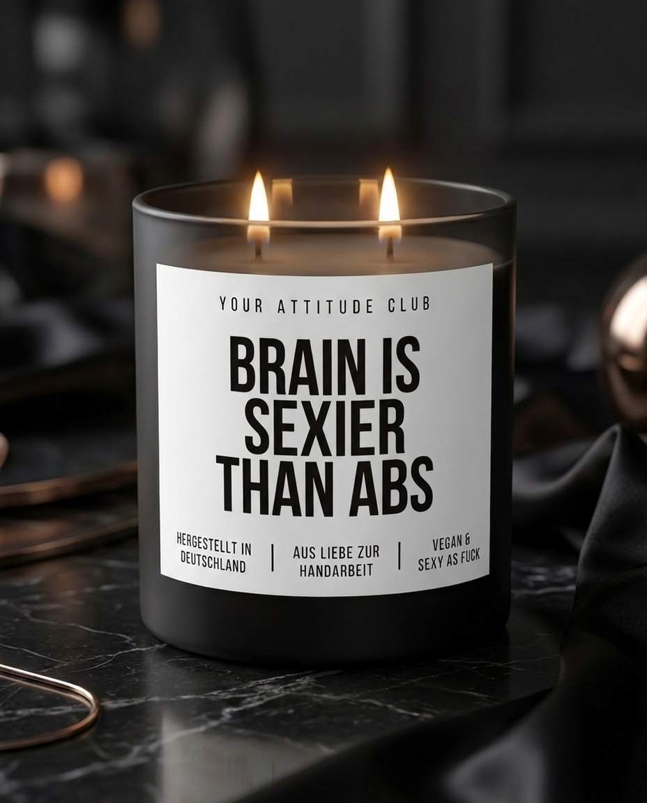 Brain Is Sexier Than Abs | Große Sojawachs Kerze vegan handgemacht Geschenk für Booklover Smart Girl Attitude Duftkerze