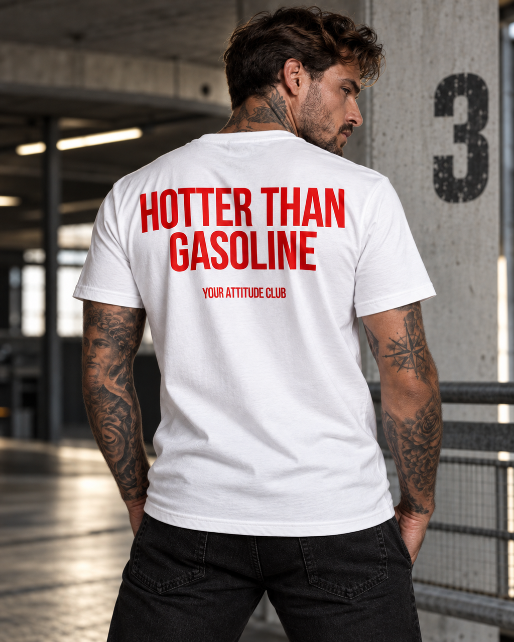 HOTTER THAN GASOLINE – Unisex Statement T-Shirt Weiß mit rotem Backprint | freches selbstbewusstes Sprüche Shirt