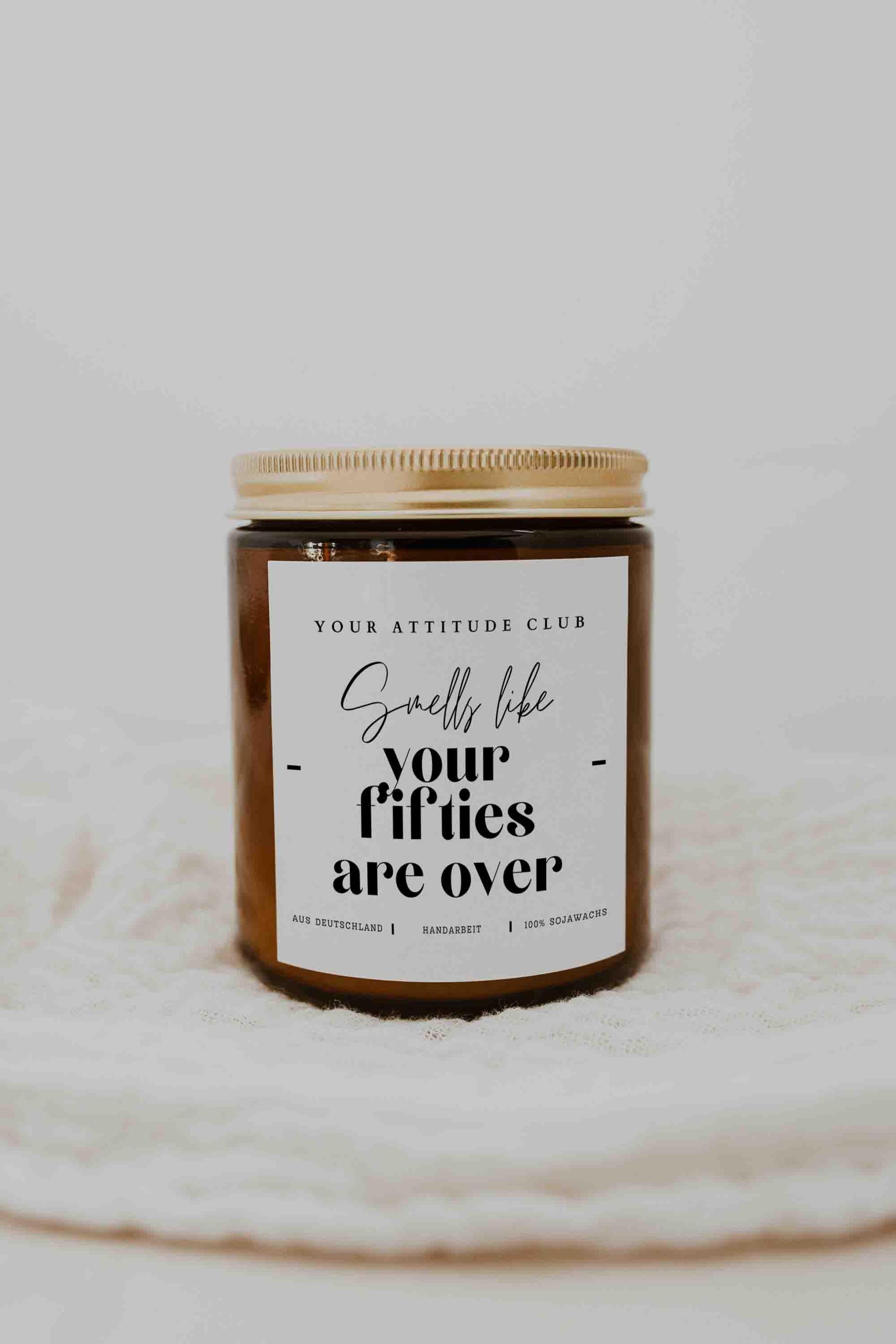 Geschenk Kerze von Your Attitude Club. Perfekt für Freunde, Familie, Kollegen und Partner.
