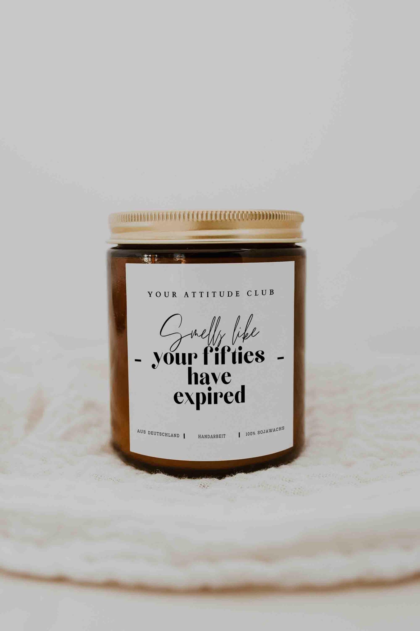 Geschenk Kerze von Your Attitude Club. Perfekt für Freunde, Familie, Kollegen und Partner.