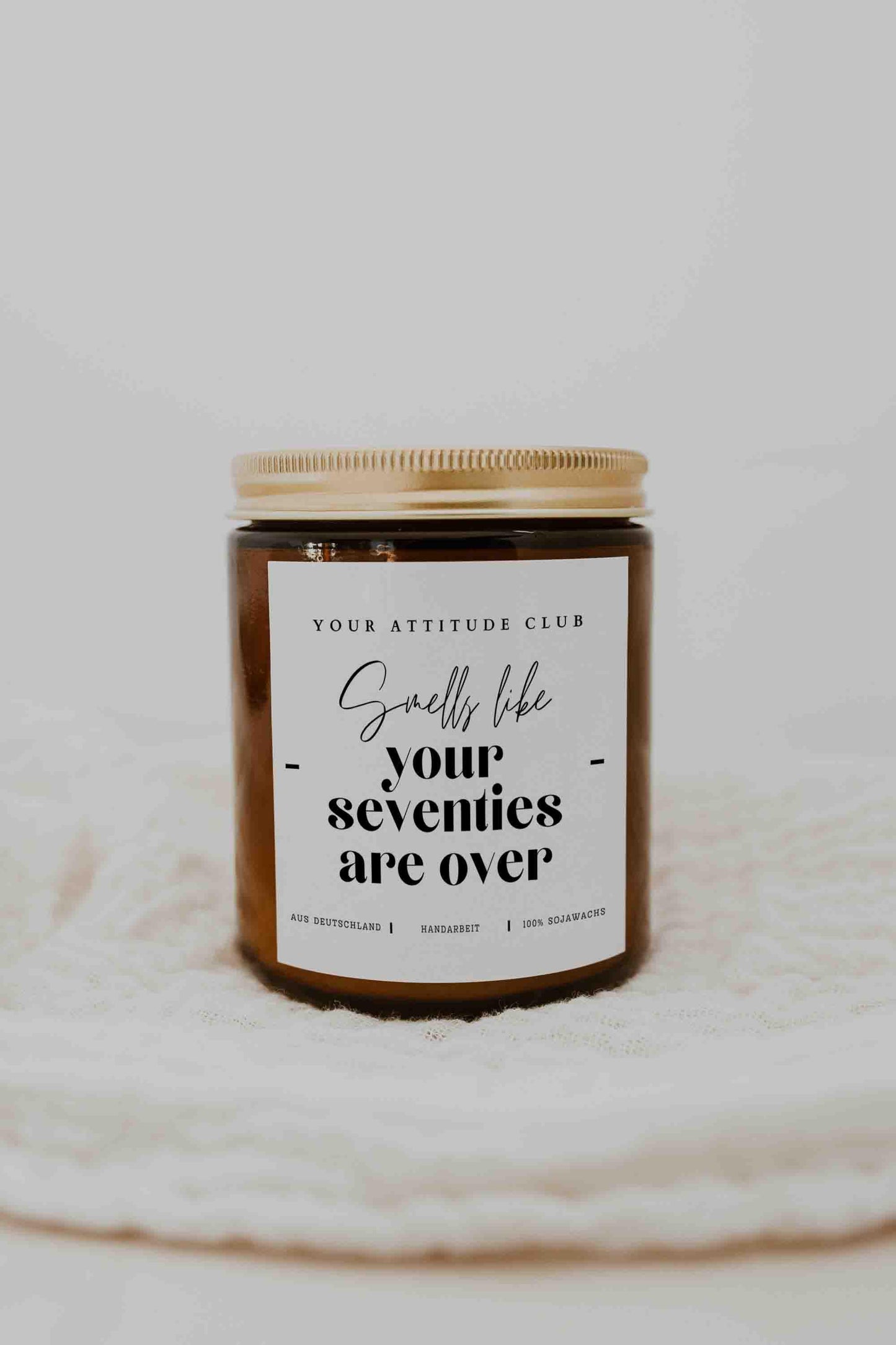 Geschenk Kerze von Your Attitude Club. Perfekt für Freunde, Familie, Kollegen und Partner.