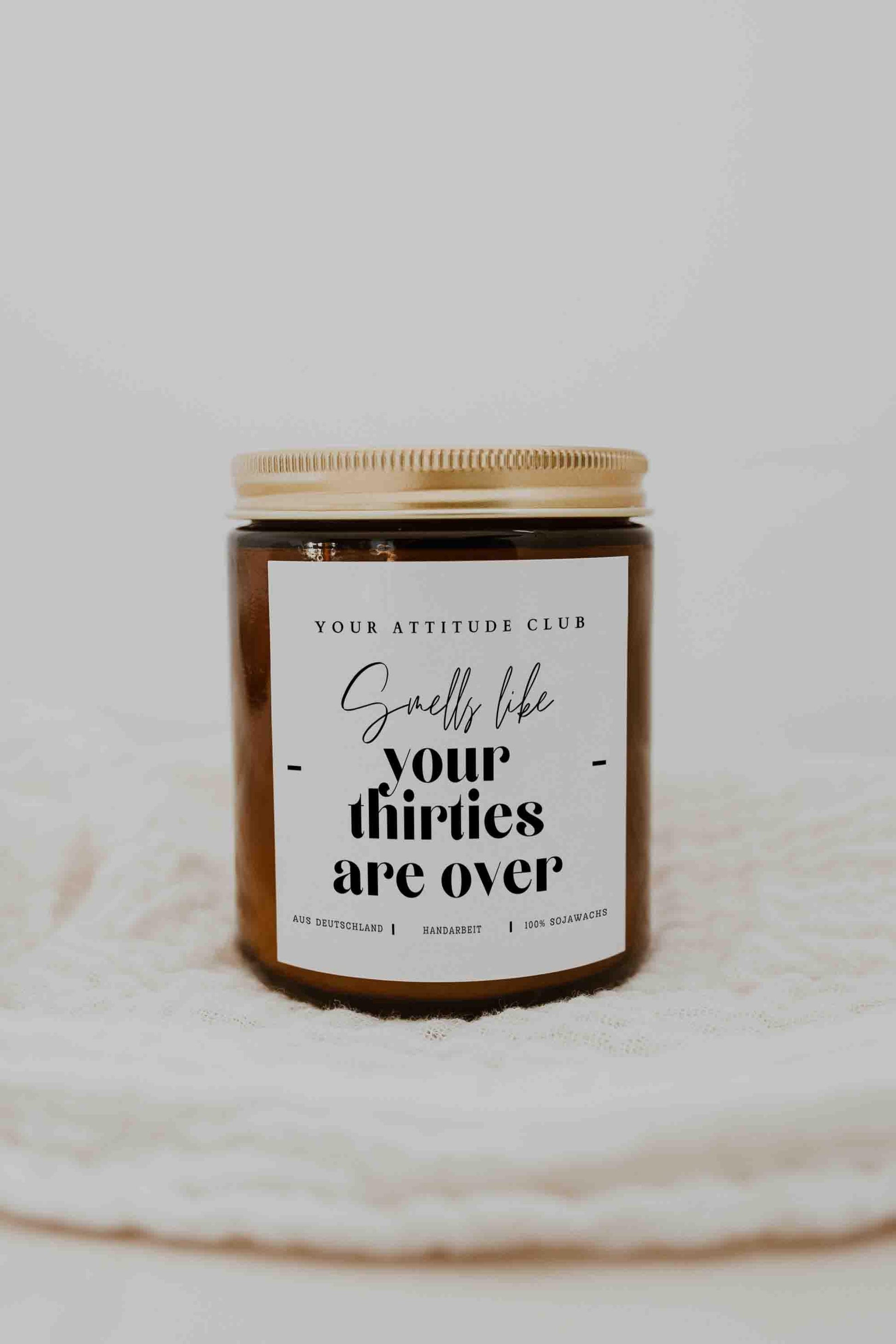Geschenk Kerze von Your Attitude Club. Perfekt für Freunde, Familie, Kollegen und Partner.