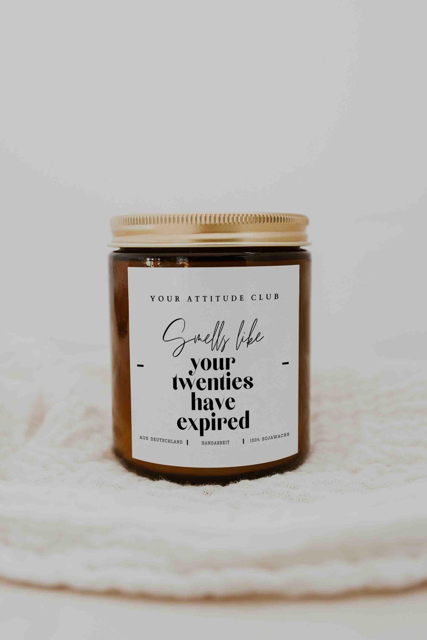 Geschenk Kerze von Your Attitude Club. Perfekt für Freunde, Familie, Kollegen und Partner.